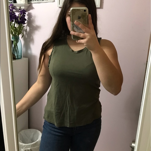 Green Tank - Picture 1 of 3